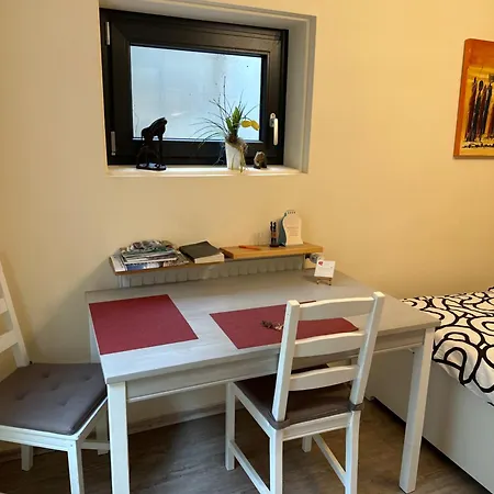 Nettes Mit Schoenem Bad Apartment