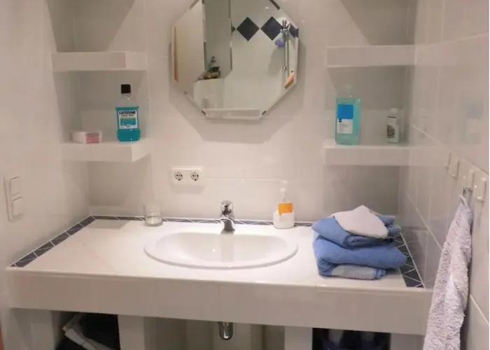 Nettes Mit Schoenem Bad Appartement Bergneustadt