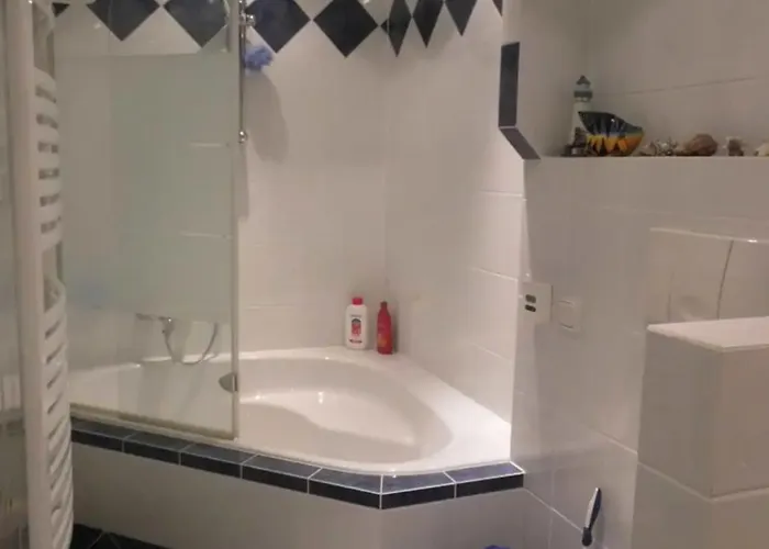 Nettes Mit Schoenem Bad