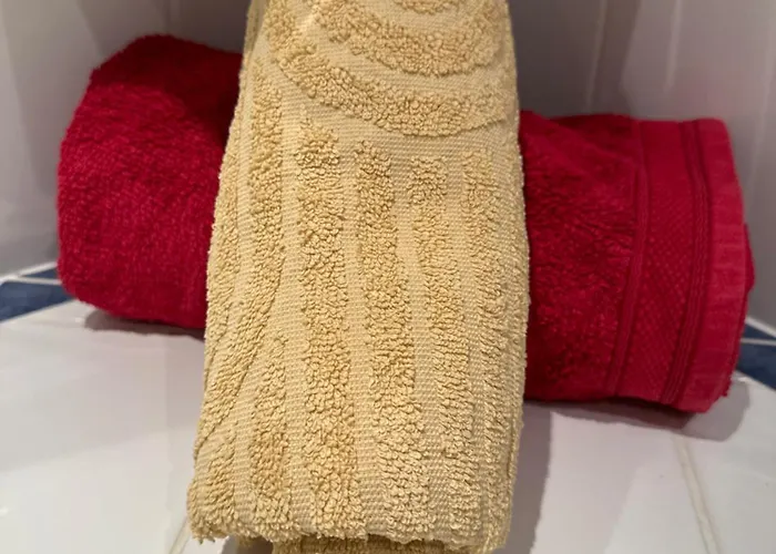 Appartement Nettes Mit Schoenem Bad *